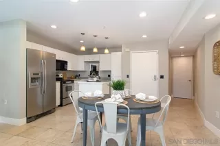 Photo #5: 260003624 Listing