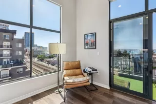 Photo #6: 260003630 Listing