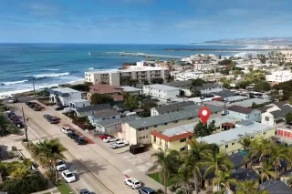 Photo #1: 260003647 Listing