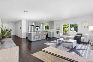 Photo #4: 260003665 Listing