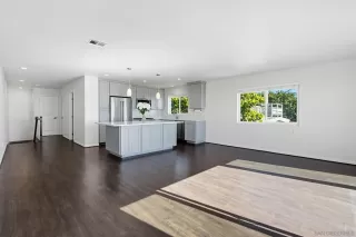 Photo #5: 260003665 Listing