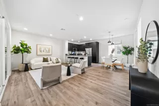 Photo #1: 260003764 Listing