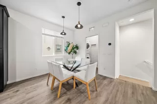 Photo #5: 260003764 Listing