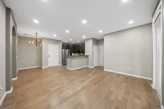 Photo #3: 260003791 Listing