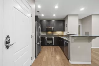 Photo #4: 260003791 Listing