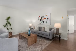 Photo #1: 260003794 Listing 