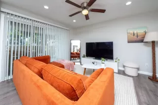 Photo #5: 260003797 Listing 