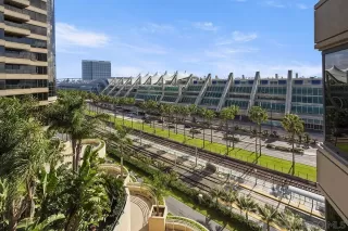 Photo #5: 260003801 Listing