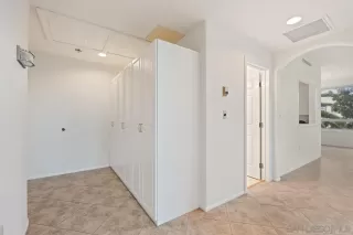 Photo #1: 260003803 Listing 