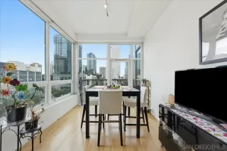 Photo #1: 260003824 Listing 