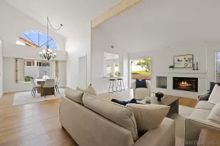 Photo #1: 260003843 Listing