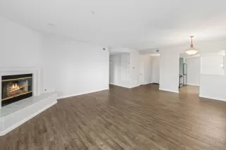 Photo #3: 260003874 Listing