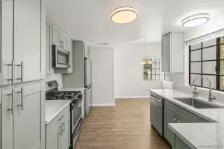 Photo #4: 260003874 Listing