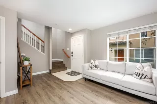 Photo #5: 260003886 Listing 