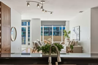 Photo #6: 260003914 Listing 