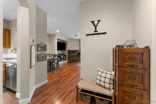 Photo #2: 260003967 Listing