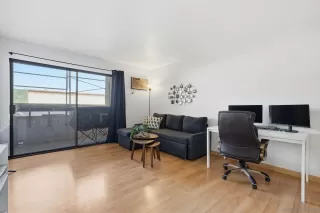 Photo #4: 260003983 Listing 