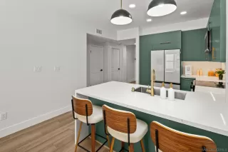 Photo #3: 260003987 Listing 