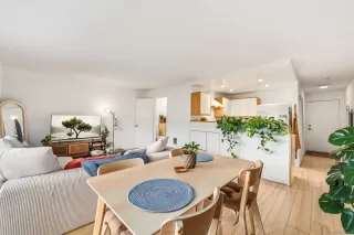 Photo #4: 260003990 Listing 