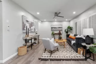 Photo #3: 260004000 Listing 