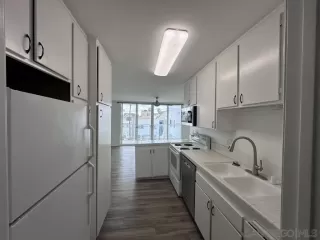 Photo #1: 260004043 Listing