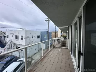 Photo #4: 260004043 Listing