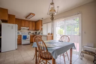 Photo #4: 260004073 Listing 