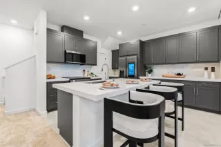 Photo #5: 260004075 Listing 