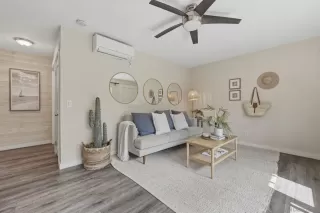 Photo #5: 260004119 Listing 