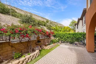 Photo #3: 260004133 Listing 