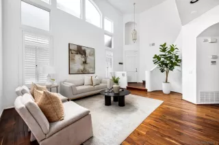 Photo #1: 260004140 Listing