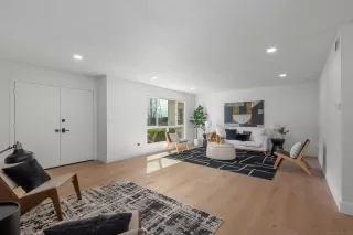 Photo #2: 260004164 Listing 