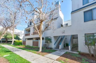 Photo #2: 260004175 Listing