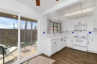 Photo #5: 260004200 Listing 