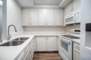 Photo #2: 260004205 Listing 