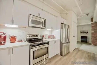 Photo #1: 260004221 Listing 