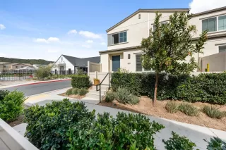 Photo #2: 260004224 Listing 