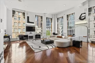 Photo #1: 260004292 Listing 