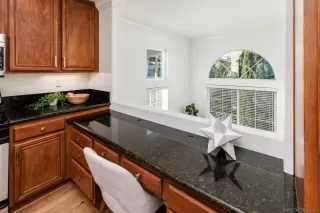 Photo #4: 260004362 Listing