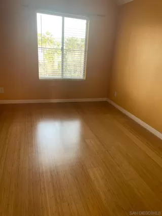 Photo #3: 260004364 Listing