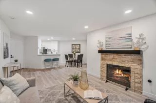 Photo #4: 260004376 Listing