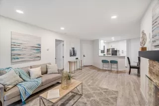 Photo #5: 260004376 Listing