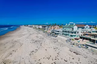 Photo #3: 260004404 Listing