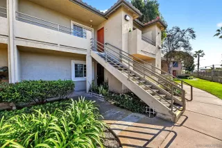 Photo #3: 260004417 Listing