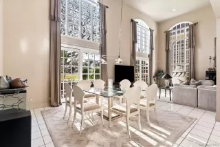 Photo #3: 260004446 Listing