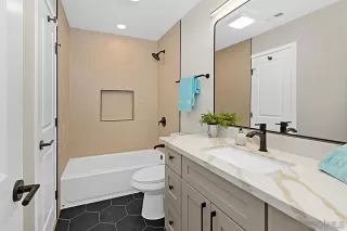 Photo #2: 260004453 Listing