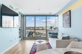 Photo #2: 260004462 Listing