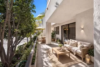 Photo #4: 260004482 Listing 