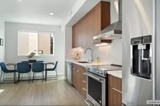 Photo #2: 260004513 Listing