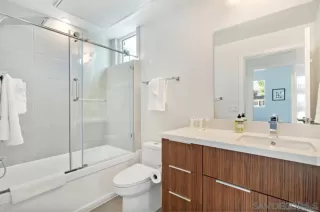 Photo #5: 260004513 Listing